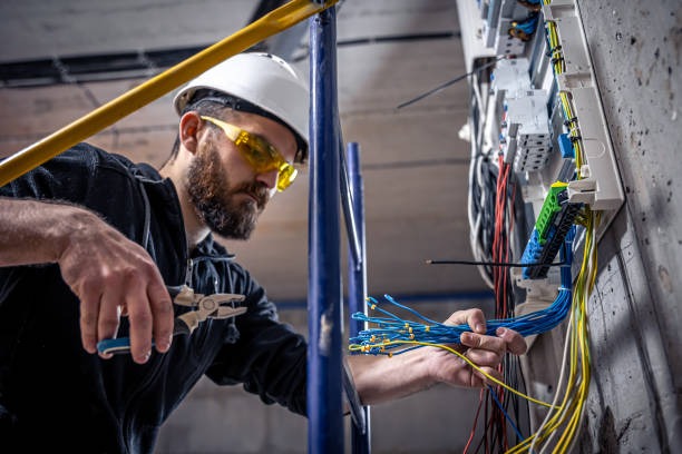 Best Circuit Breaker Repair  in Madeira Beach, FL